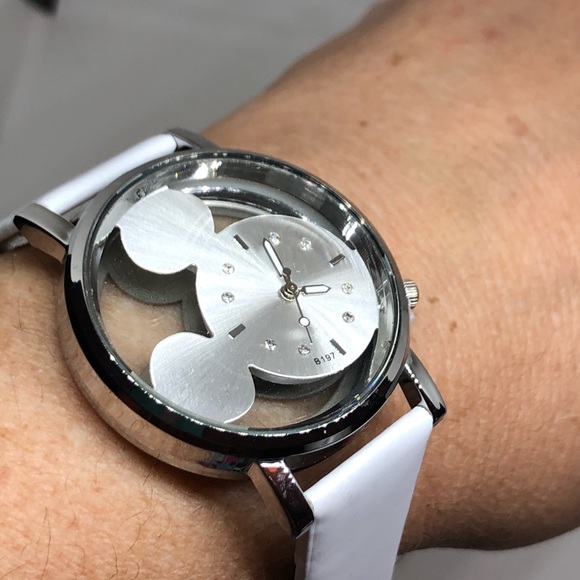 White Mickey Mouse Quartz Watch - Picture 12 of 12